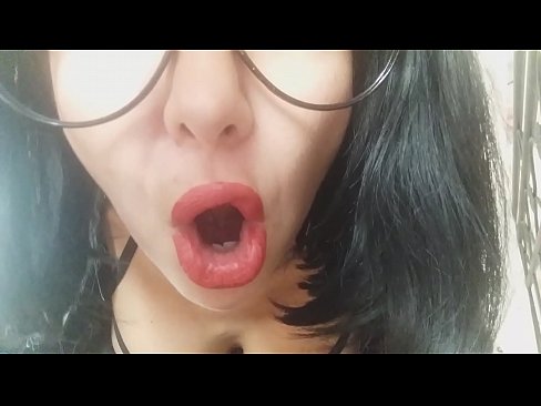 ❤️ Kara, via duonpatrino ne lasos vin iri al lernejo hodiaŭ... Mi bezonas vin tro multe... ❤️❌ Porno ĉe ni ❤